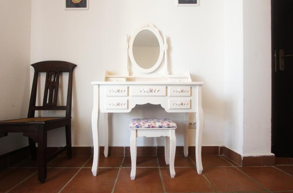 Столив: 2 BR Apartment in Boka Gardens Complex