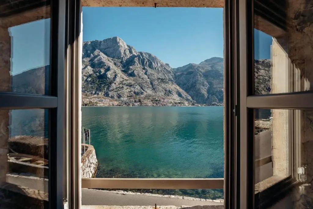 Доброта: 18th Century Villa in the UNESCO Bay of Kotor