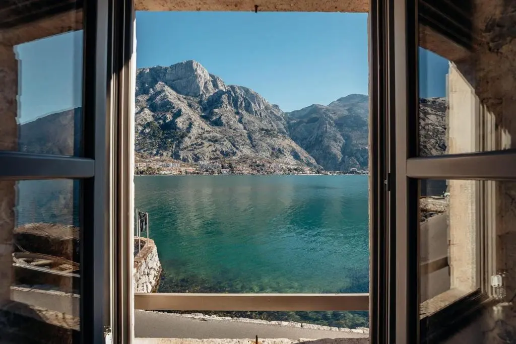 Доброта: 18th Century Villa in the UNESCO Bay of Kotor