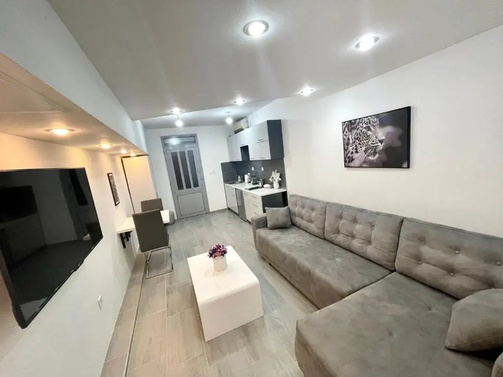 Доброта: Apartment Diamond -modern and lovely seaside studio apartment