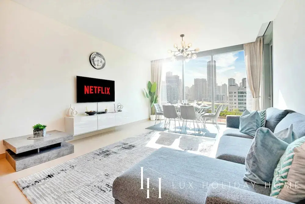 LUX 52 42 Deluxe Marina view suite — фото 1