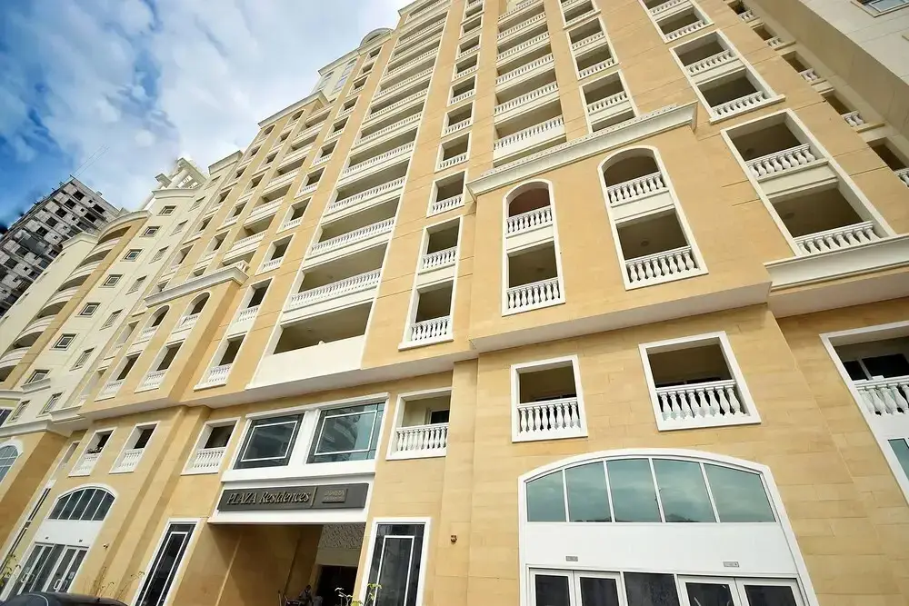 Дубай: Key View - Plaza Residence 1