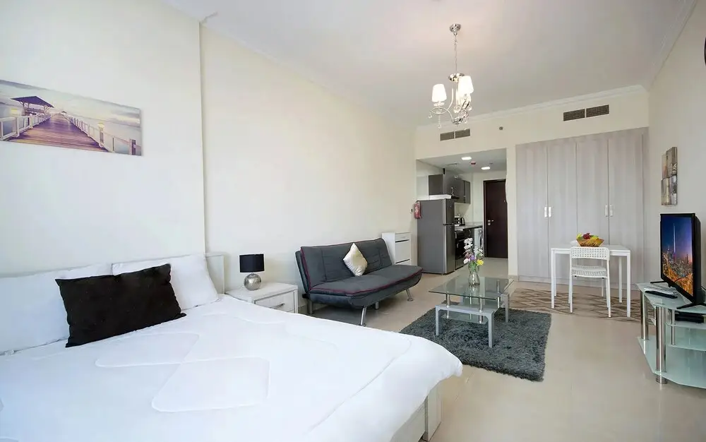 Дубай: Key View - Plaza Residence 1