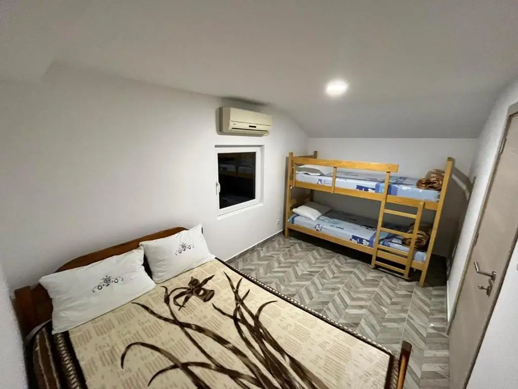 Тиват: Apartment Ceman 3