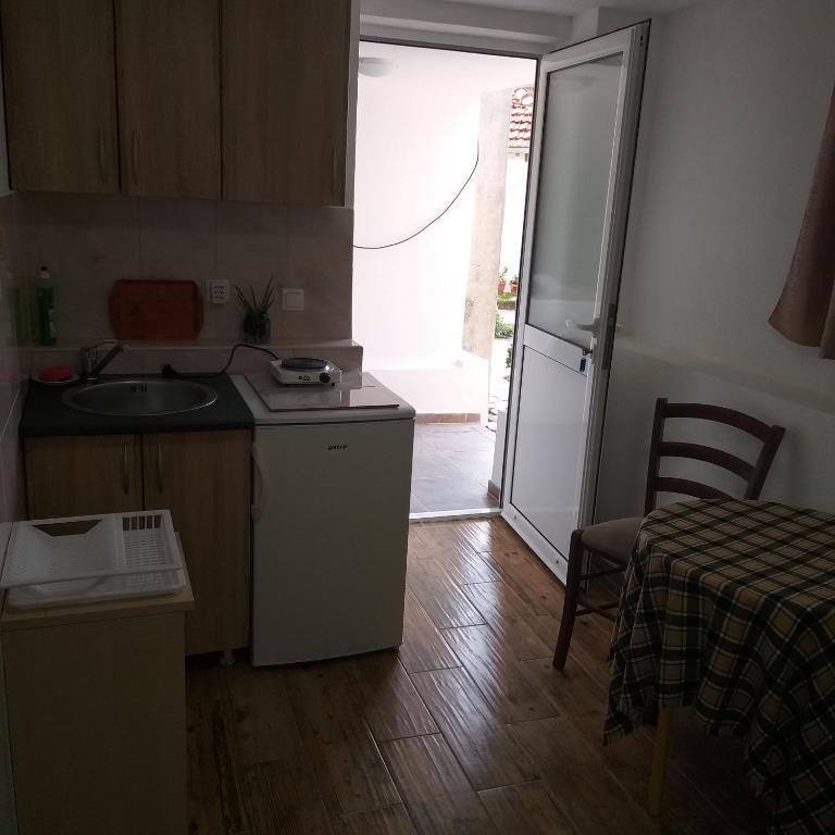 Тиват: Petkovic Apartmani 3