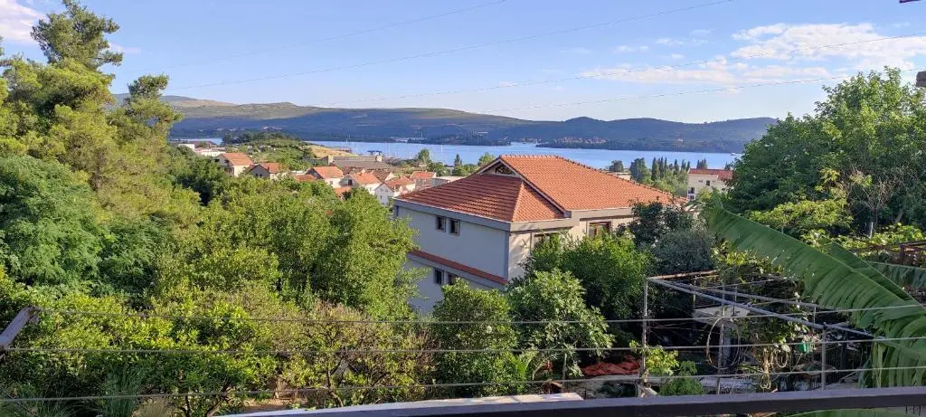 Тиват: House Sarovic 2