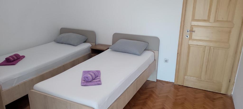 Тиват: House Sarovic 2