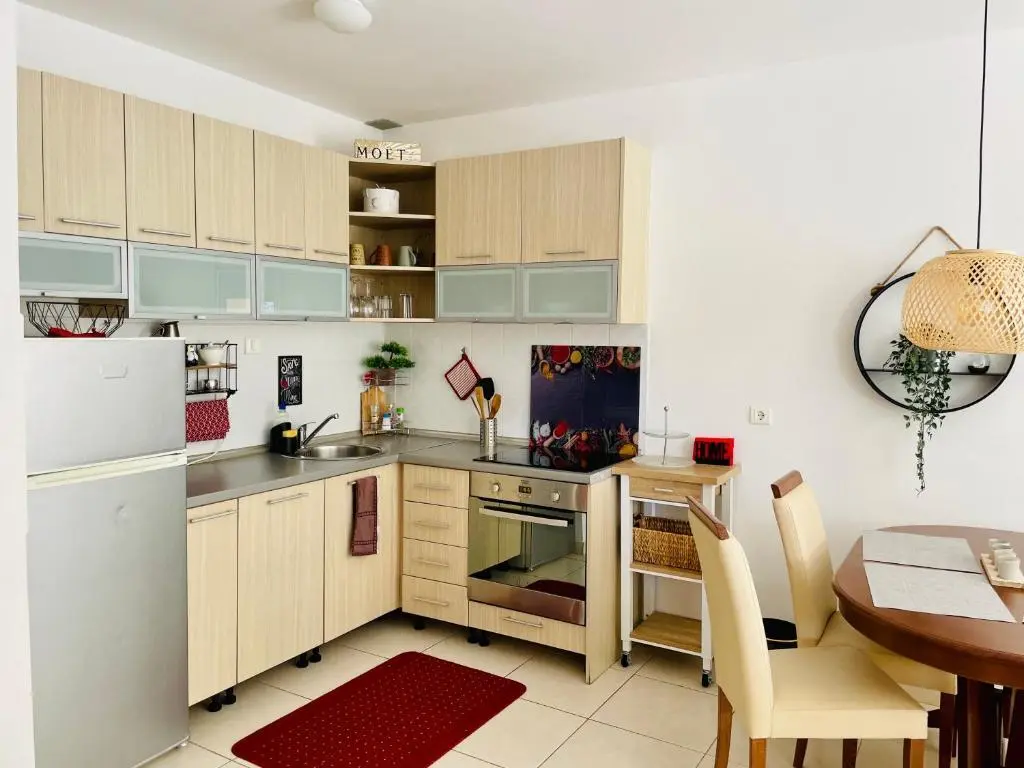 Бечичи: Apartment "Glücks-Griff" im Bečići Sunset, B1L1