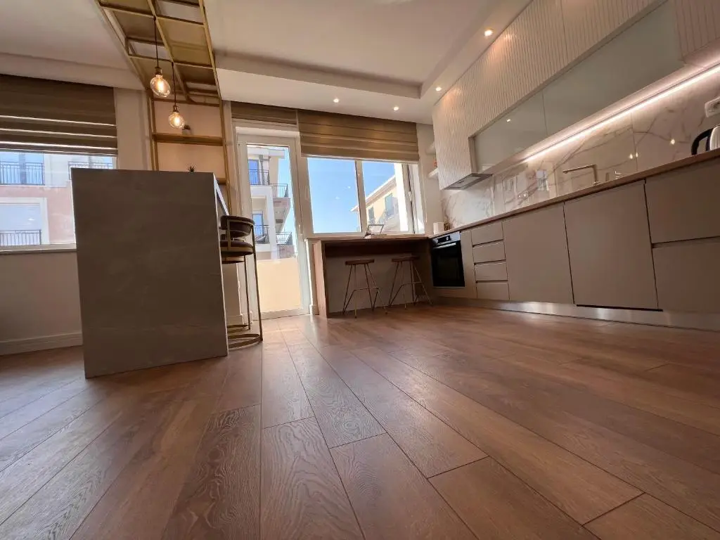 Glam apartment 1BR/Tivat/A step from the beach — фото 1