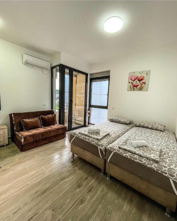 Ульцинь: Apartmani E1 & E2