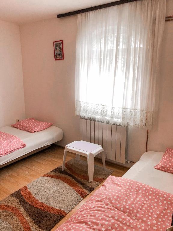 Цетине: Apartman Konatar