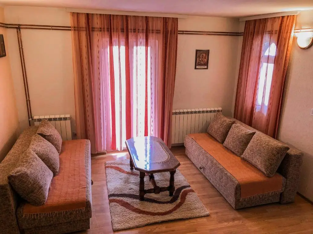 Цетине: Apartman Konatar