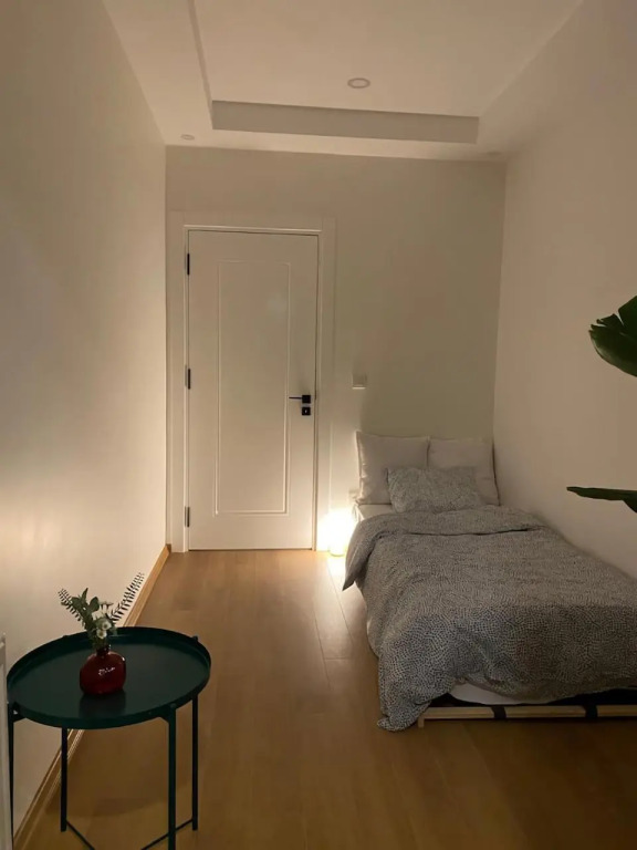 2 bedroom house , with big garden — фото 1