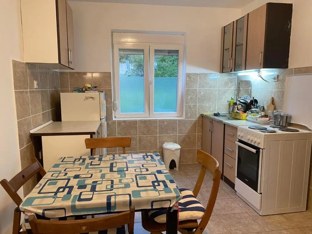 Сутоморе: Apartman LUCIJA, dostupan 7 NOCENJA OD SUBOTE DO SUBOTE, AVAIBLE FOR RENT 7 NIGHTS FROM SATURDAY untill SATURDAY