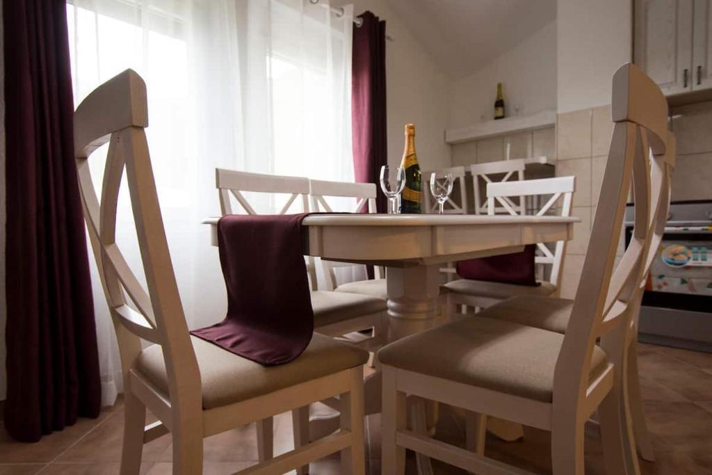 Вирпазар: Eco Village experience - Skadar Lake