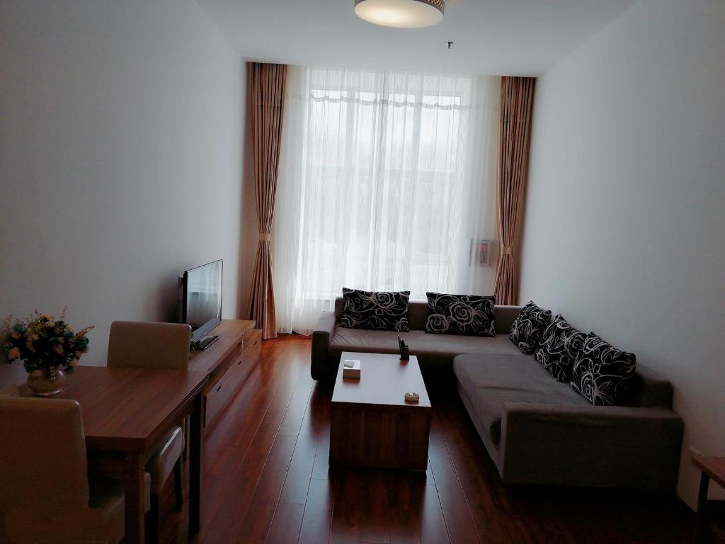 Чанчунь: Changchun Clear Moon Apartment by South Lake Hotel