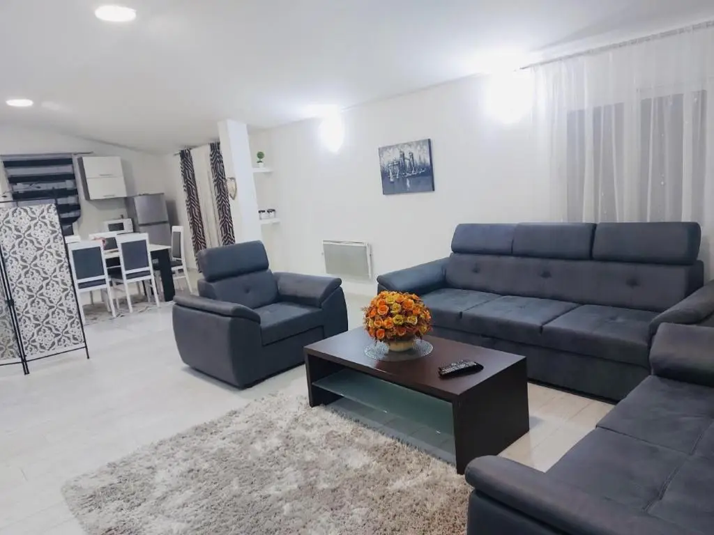 Подгорица: Apartman Mona