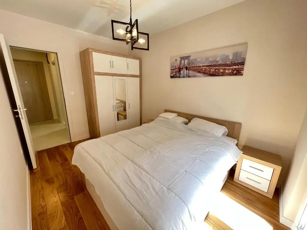 Подгорица: White Homes 21 - Central Point