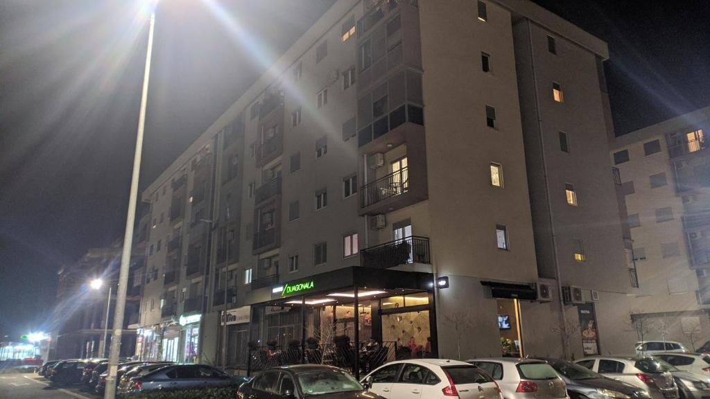 Подгорица: Guest House Mikeli (BESPL. DORUCAK)-(FREE BREAKFAST)