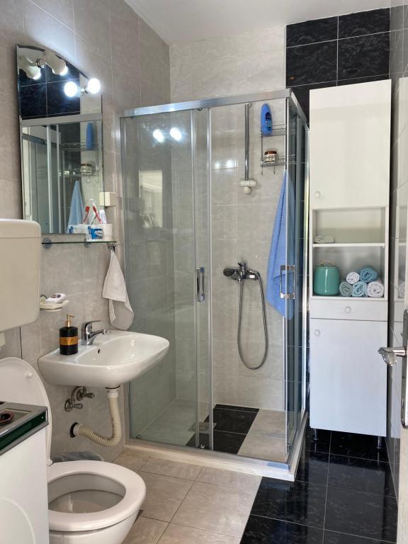 Подгорица: Lovely 1-bedroom apartment with free parking