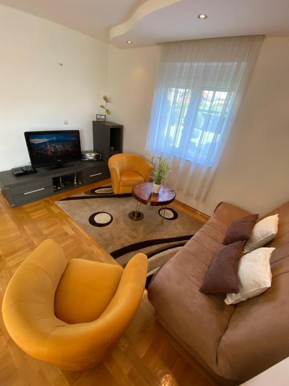 Подгорица: Lovely 1-bedroom apartment with free parking
