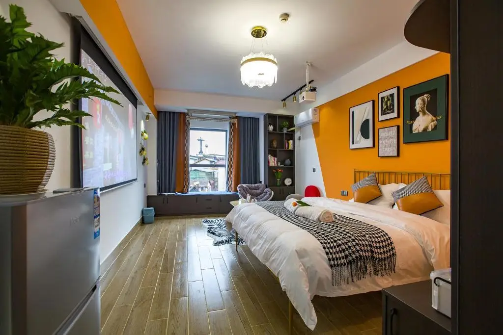 Чжанцзяцзе: Locals Apartment Place 13