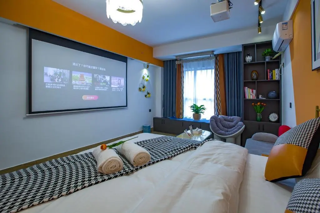 Чжанцзяцзе: Locals Apartment Place 13