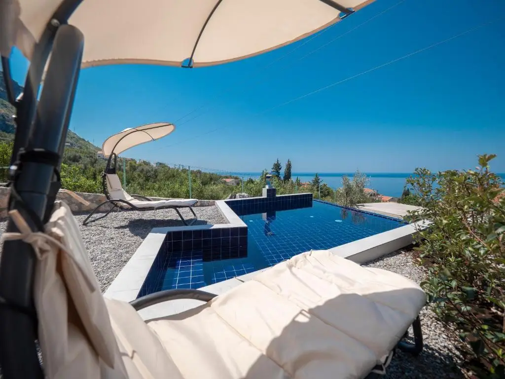 Близикуче: Harmonia Bungalows & Pool
