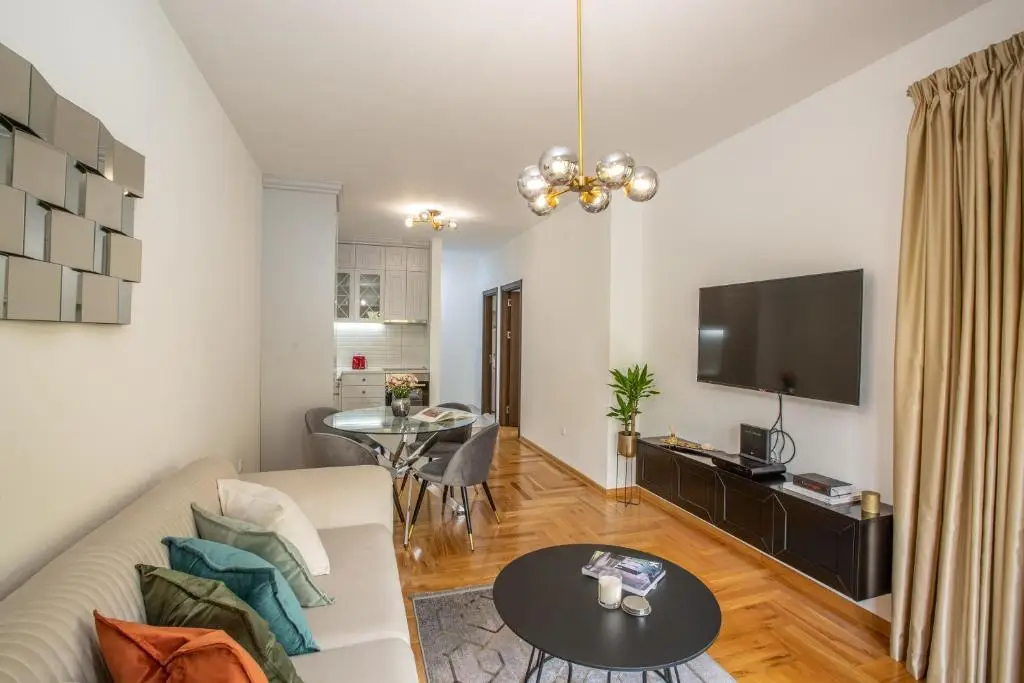 Будва: Apartment Poetica Residence, Budva, Bečići