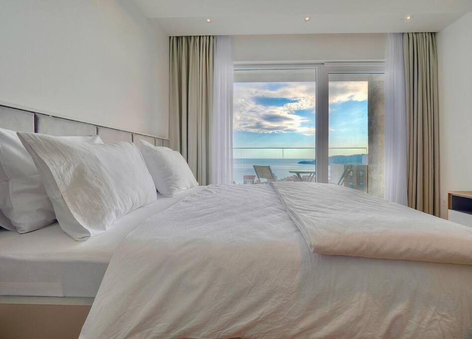 Бечичи: A24 Lovely Sea View one bedroom Apartment