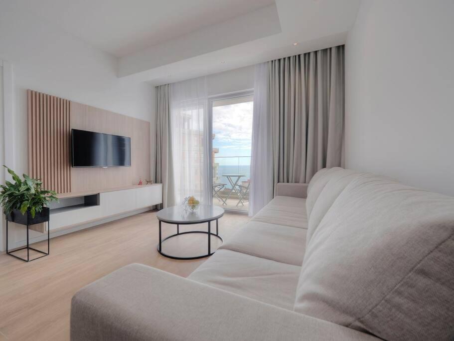 Бечичи: A24 Lovely Sea View one bedroom Apartment