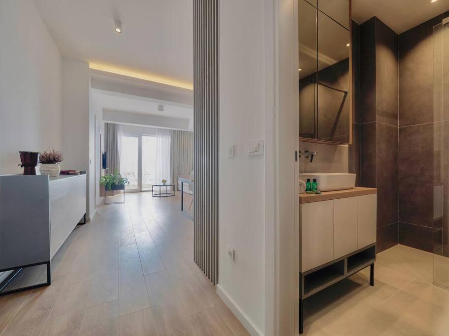 Бечичи: A24 Lovely Sea View one bedroom Apartment