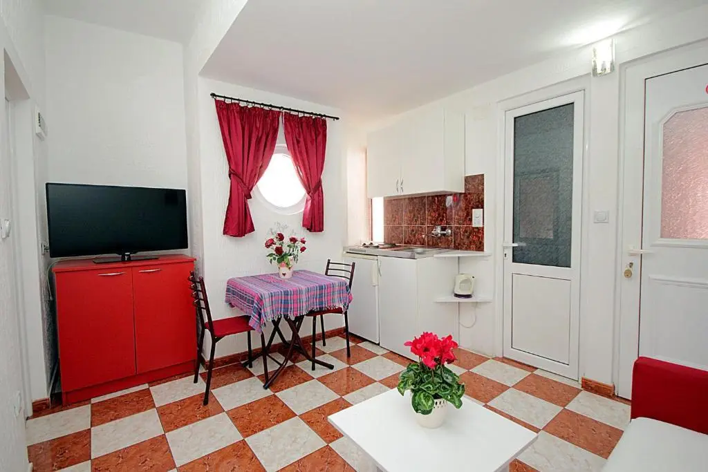 Сутоморе: Apartments Kruna Jovanović 2