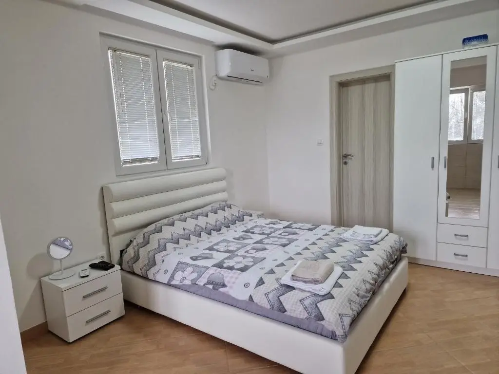 Подгорица: Apartman Tološi