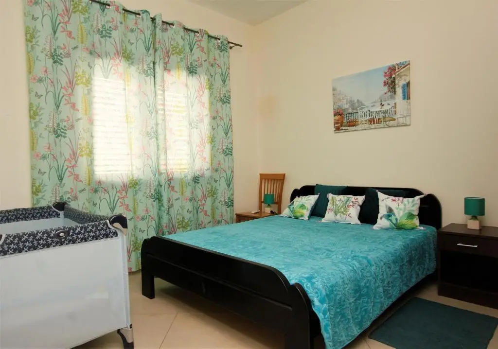 Доброта: 1 BR Apartment in Boka Heights