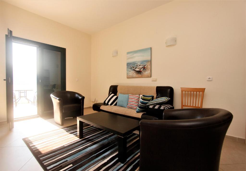 Доброта: 1 BR Apartment in Boka Heights