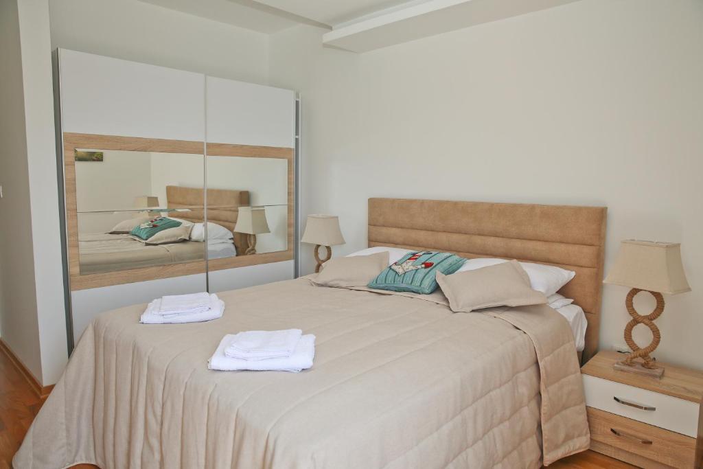 Доброта: Lux Apartment, Astonishing View, 20m From Beach