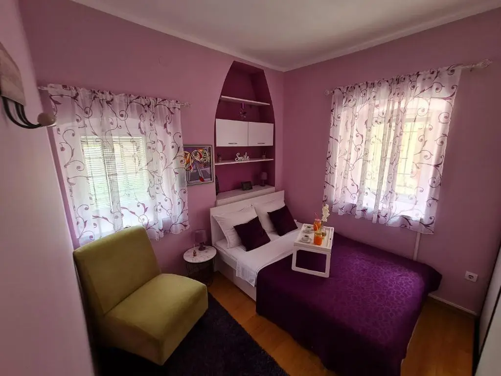 Котор: Stone house apartment