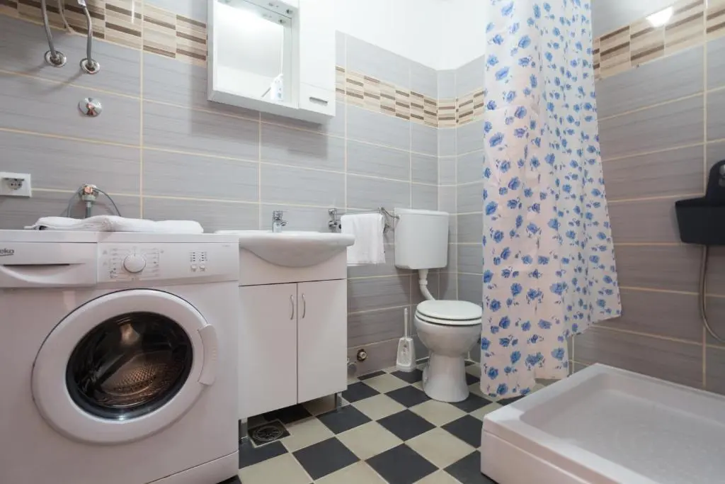 Радановичи: Apartments Popovic