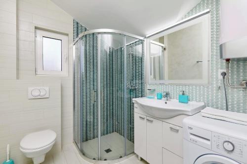 Тиват: Bayview Studio Apartment