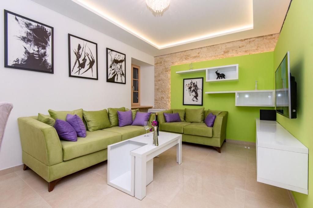 Доброта: apartman365kotor