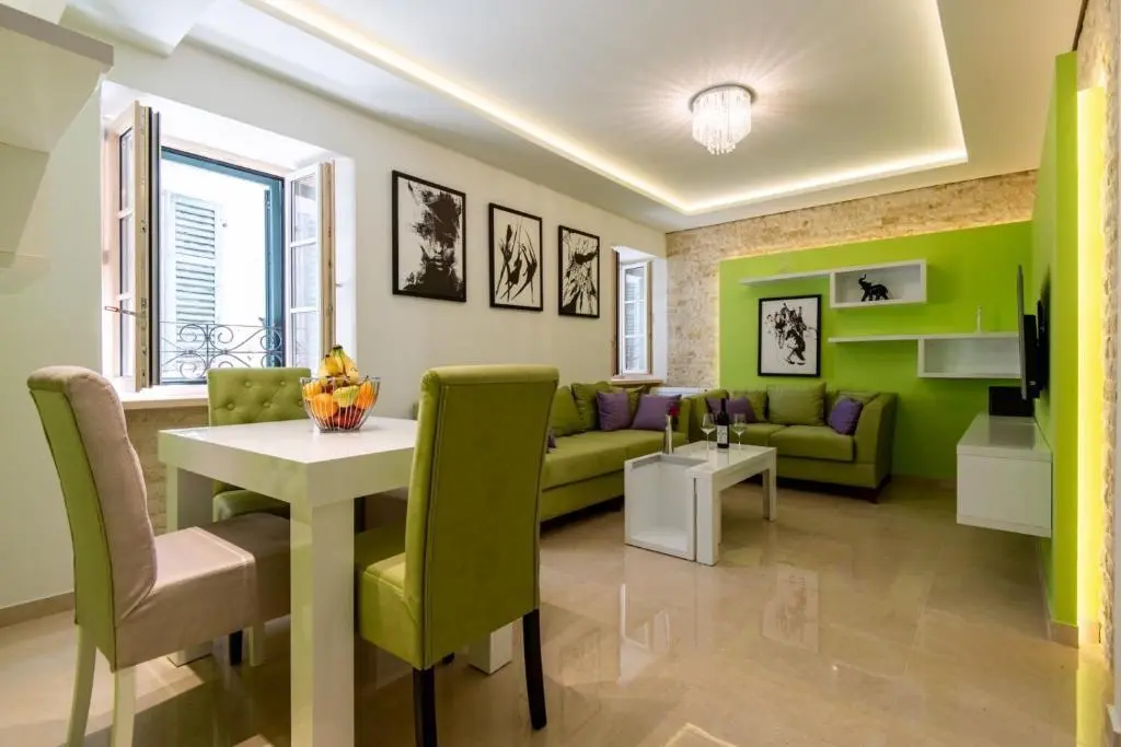 Доброта: apartman365kotor