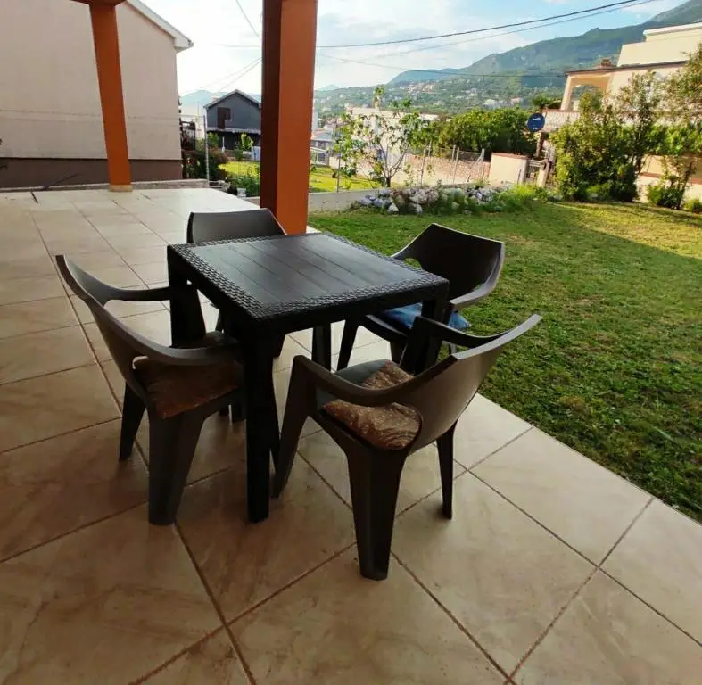 Добро Вода: Apartman Dubrava 125