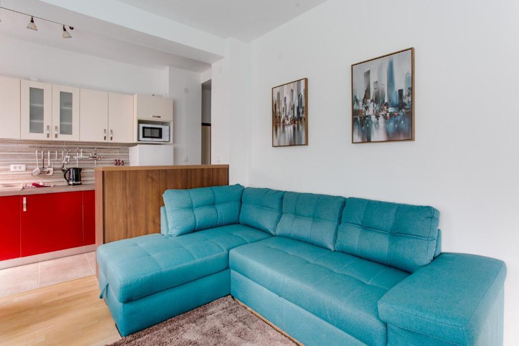 Будва: Apartments Lora 13.Jula, 15