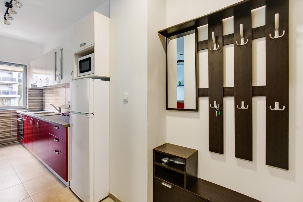 Будва: Apartments Lora 13.Jula, 15