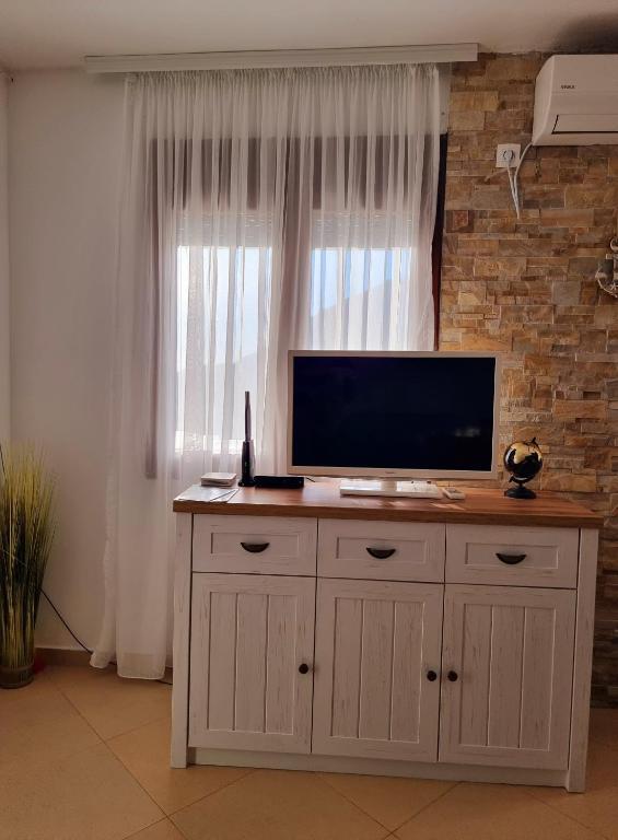 Бар: Apartment Tomanovic