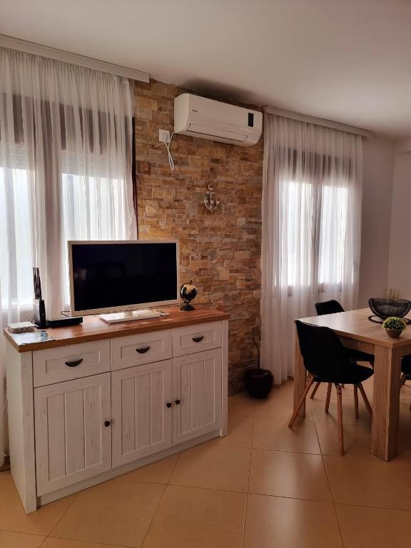 Бар: Apartment Tomanovic