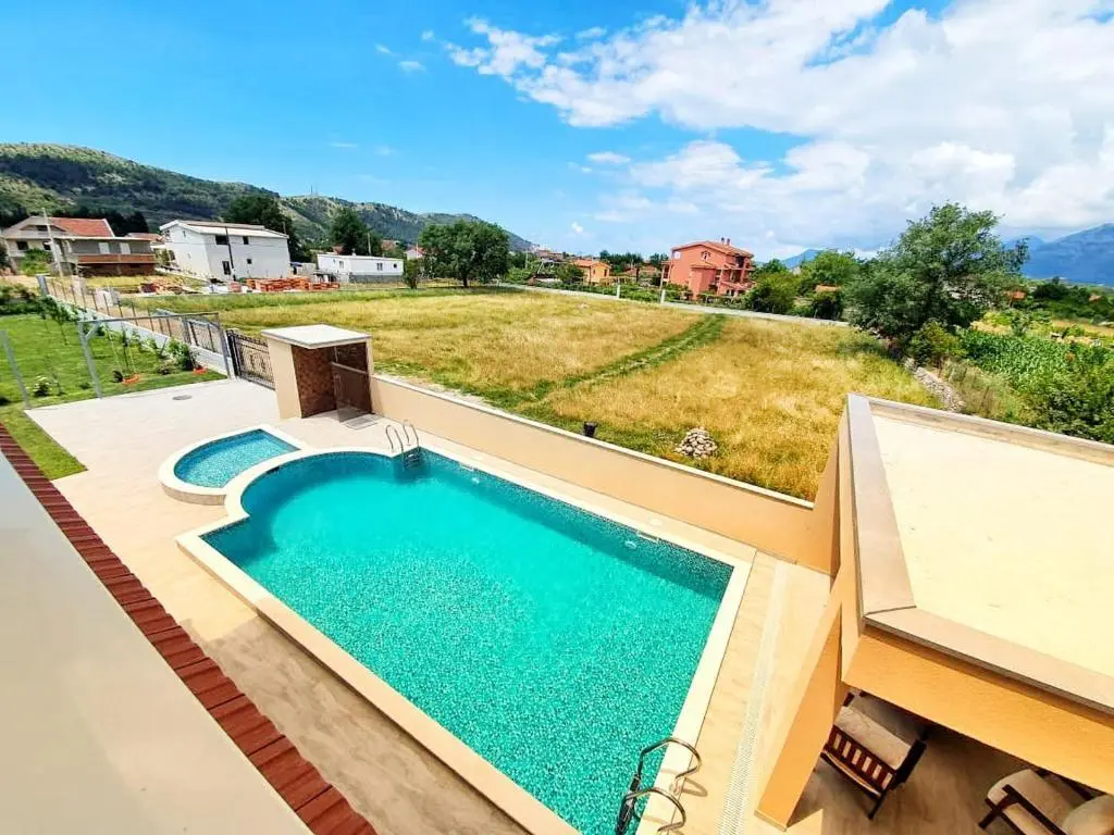 Бар: Vila Uma
