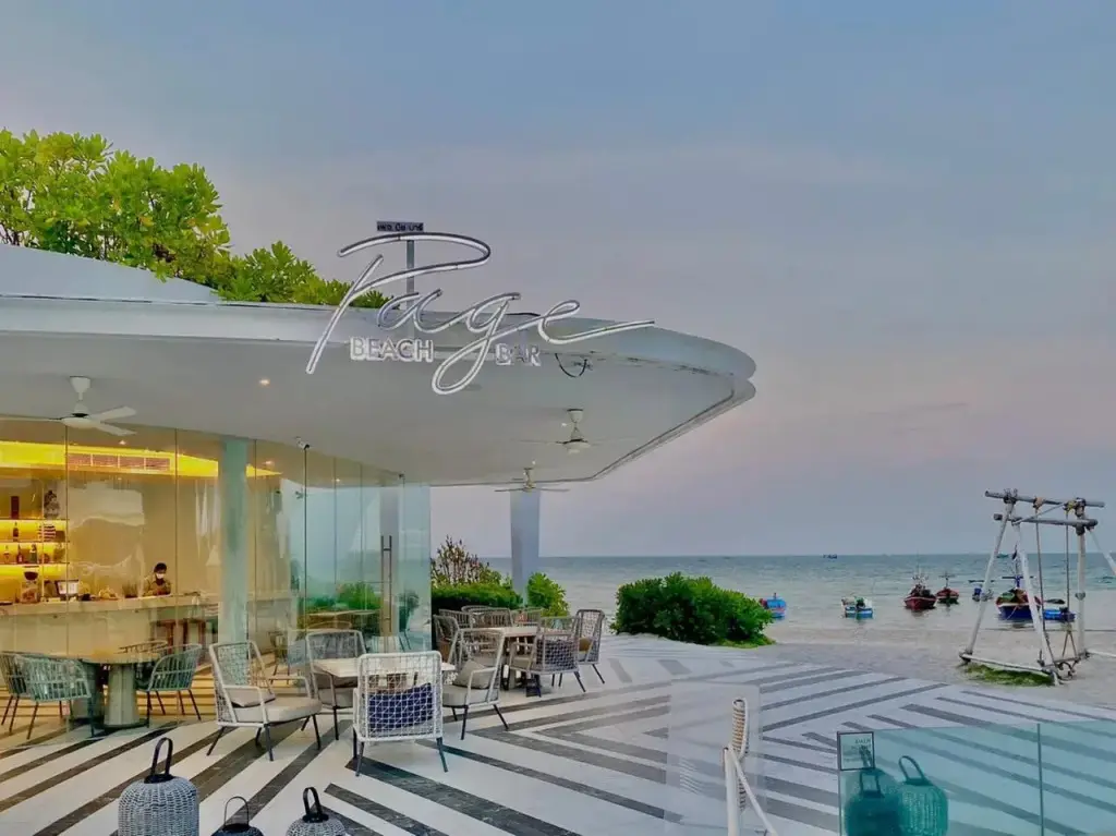 Хуахин: Seaview 2 Br Beach Front Vacation Huahin