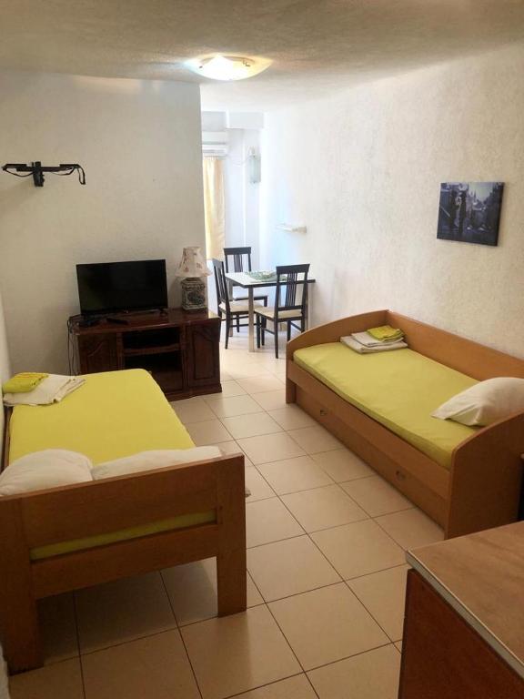 Бар: Apartman bar3